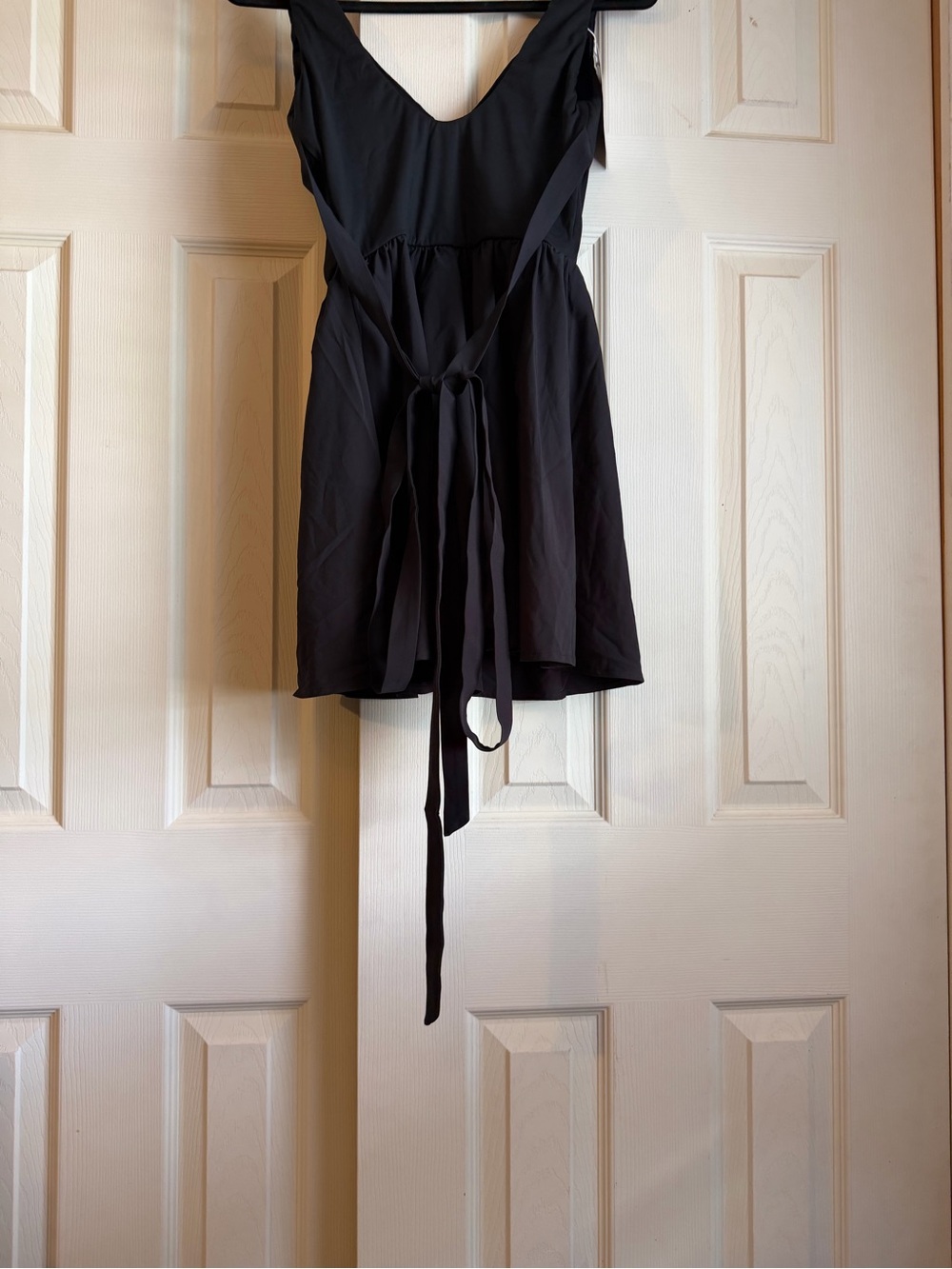 HALARA Black Sleeveless Athletic V-Neck Mini Dress - Picture 3 of 4